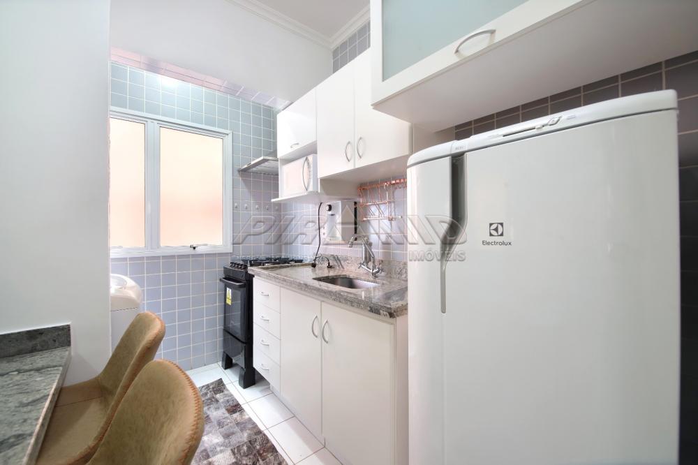 Alugar Apartamento / Padr&atilde;o em Ribeir&atilde;o Preto R$ 1.950,00 - Foto 12