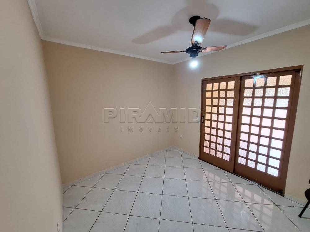 Alugar Casa / Padr&atilde;o em Ribeir&atilde;o Preto R$ 1.400,00 - Foto 5