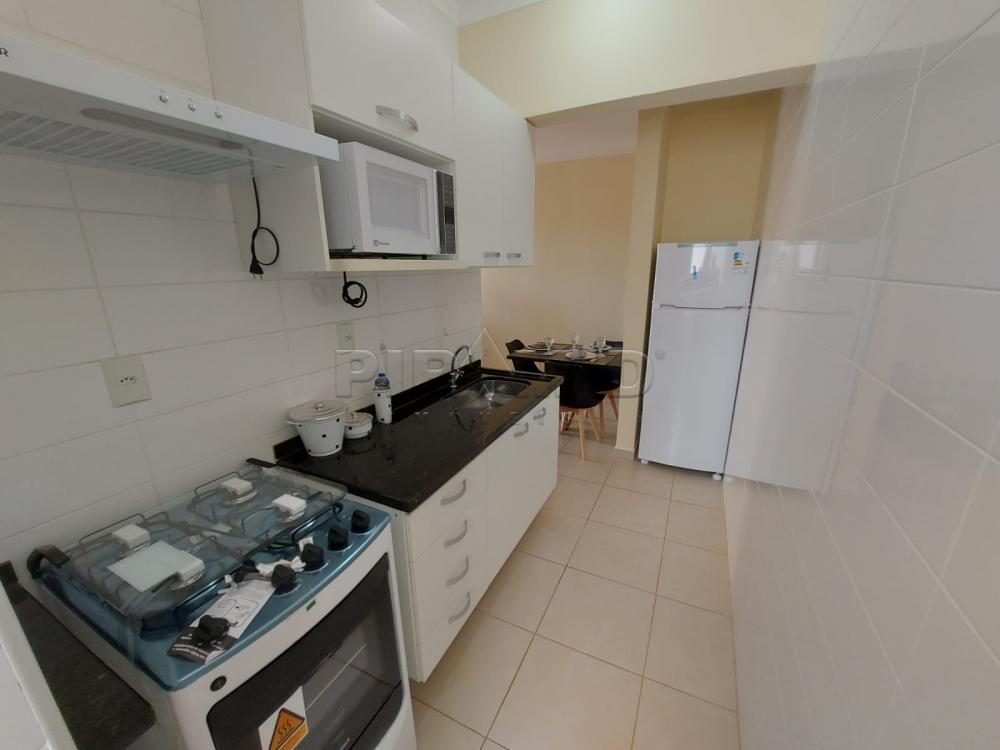 Alugar Apartamento / Padr&atilde;o em Ribeir&atilde;o Preto R$ 2.400,00 - Foto 13