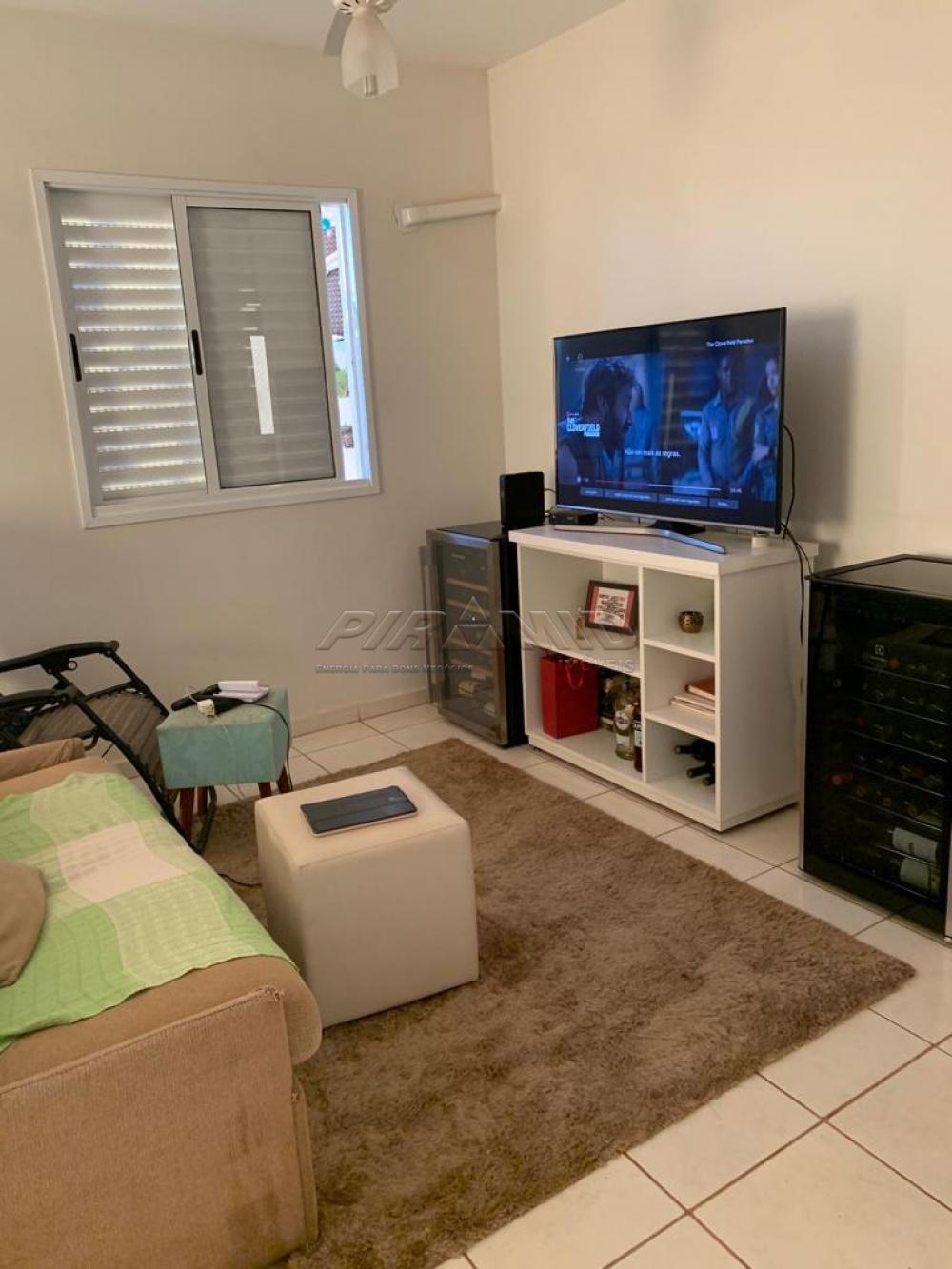 Alugar Apartamento / Padr&atilde;o em Ribeir&atilde;o Preto R$ 1.600,00 - Foto 3