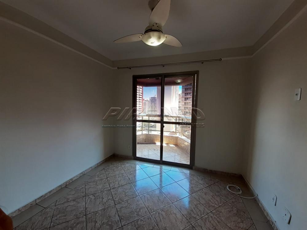Alugar Apartamento / Padr&atilde;o em Ribeir&atilde;o Preto R$ 1.550,00 - Foto 1