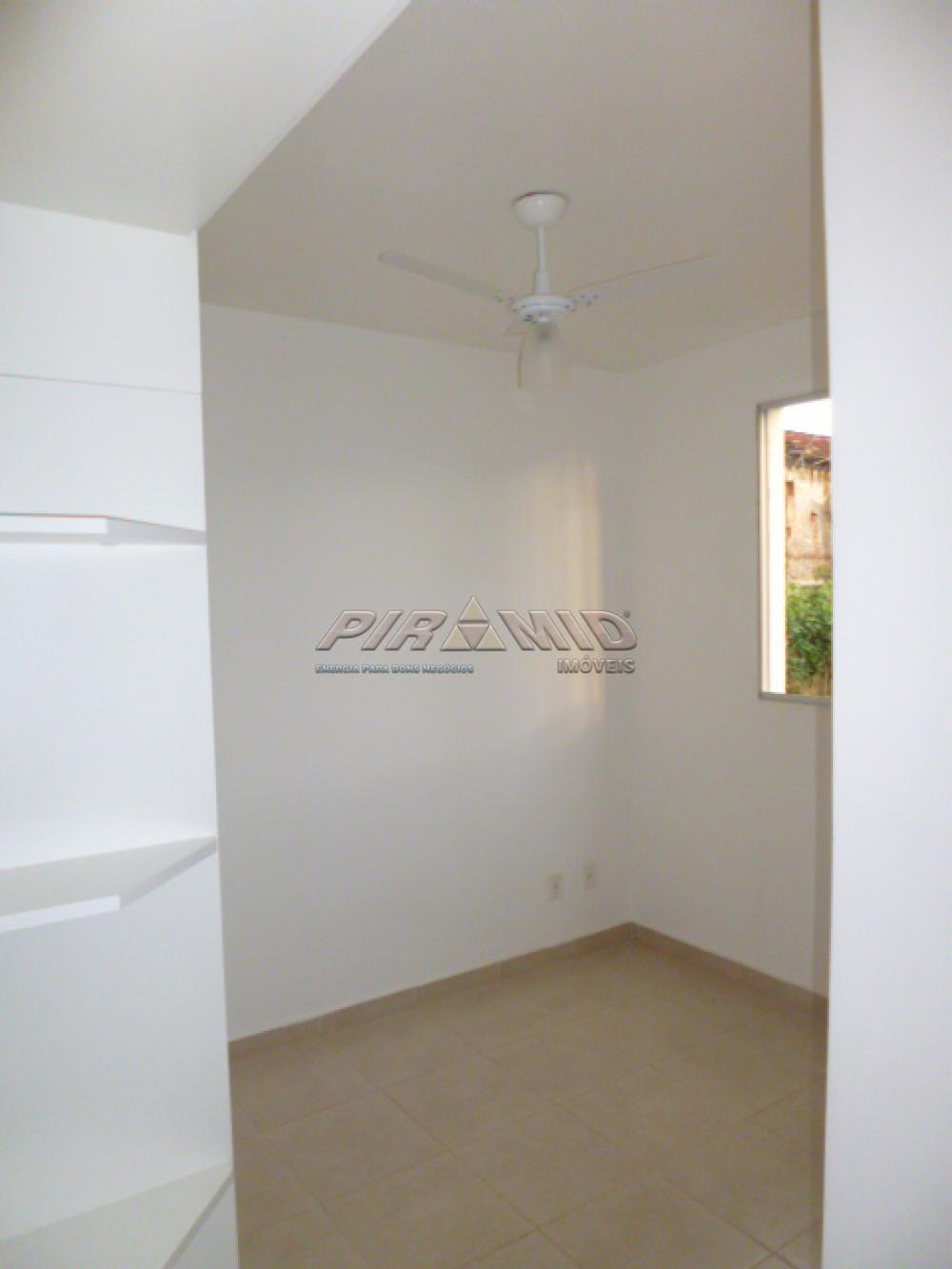 Alugar Apartamento / Padr&atilde;o em Ribeir&atilde;o Preto R$ 1.100,00 - Foto 3