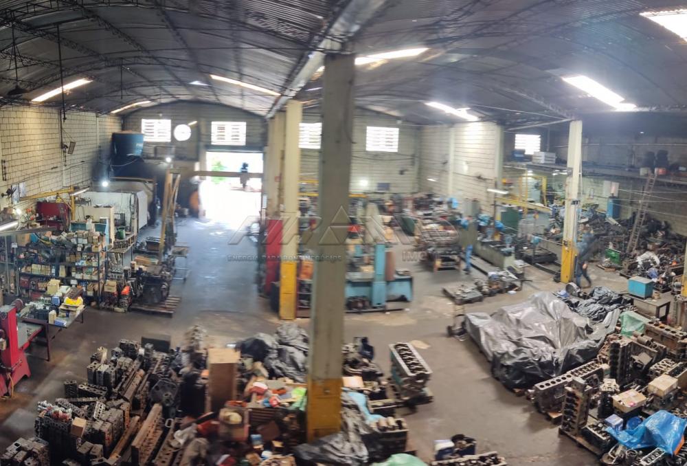 Alugar Comercial / Galp&atilde;o  Barrac&atilde;o em Ribeir&atilde;o Preto R$ 5.500,00 - Foto 9