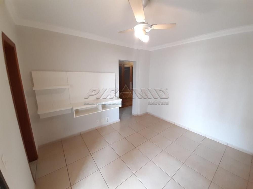 Alugar Apartamento / Padr&atilde;o em Ribeir&atilde;o Preto R$ 2.000,00 - Foto 17