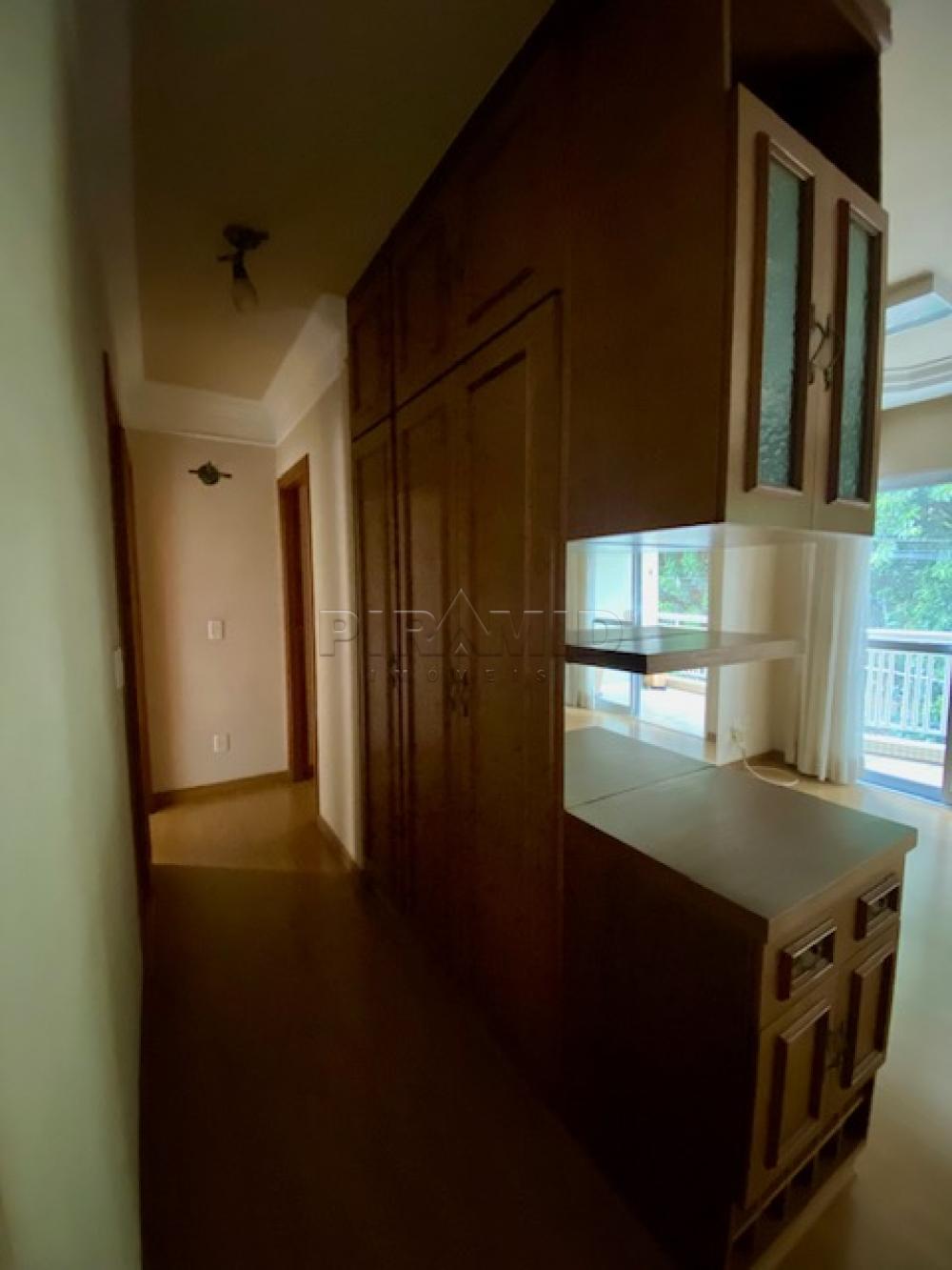 Alugar Apartamento / Padr&atilde;o em Ribeir&atilde;o Preto R$ 1.900,00 - Foto 8