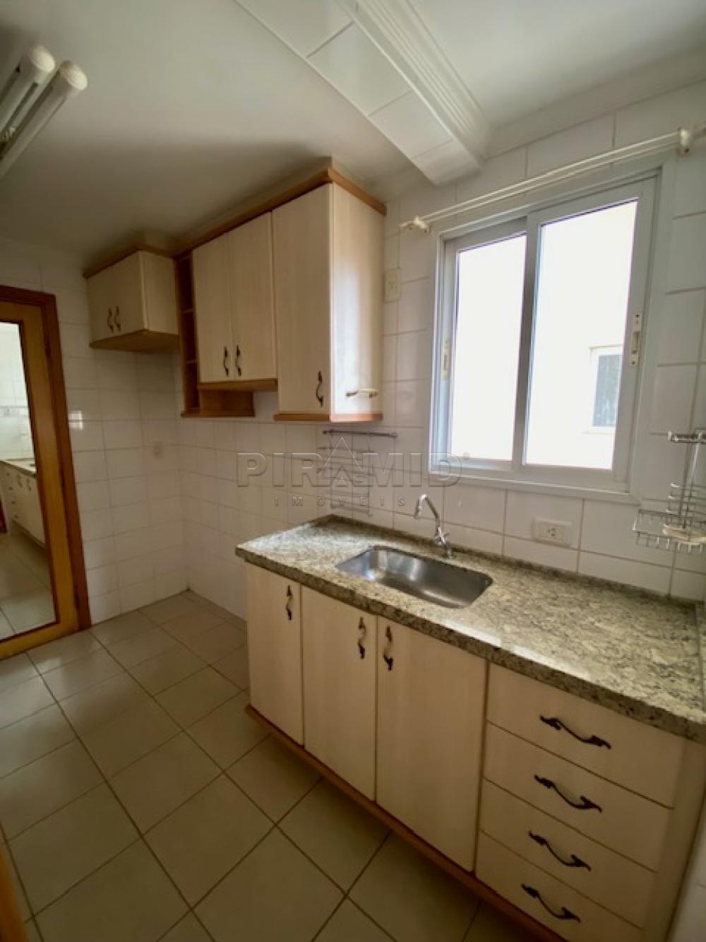 Alugar Apartamento / Padr&atilde;o em Ribeir&atilde;o Preto R$ 1.900,00 - Foto 16