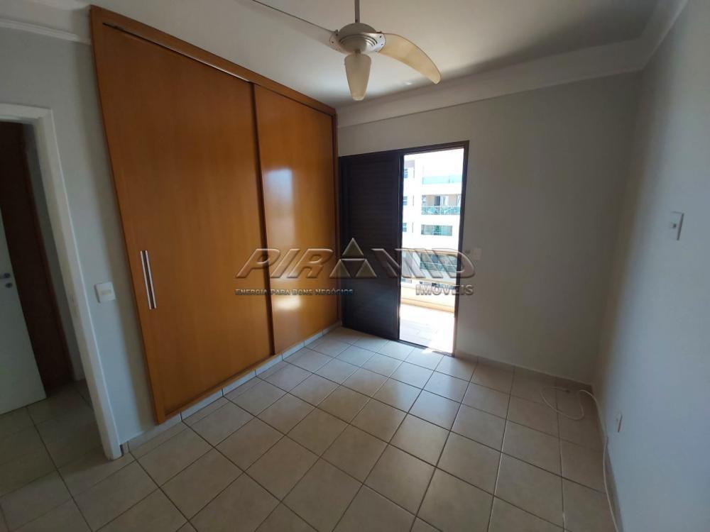 Alugar Apartamento / Padr&atilde;o em Ribeir&atilde;o Preto R$ 1.350,00 - Foto 4