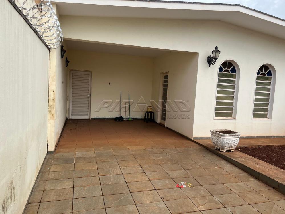 Alugar Casa / Padr&atilde;o em Ribeir&atilde;o Preto R$ 1.800,00 - Foto 2