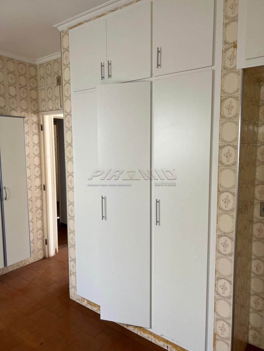 Alugar Casa / Padr&atilde;o em Ribeir&atilde;o Preto R$ 1.800,00 - Foto 20