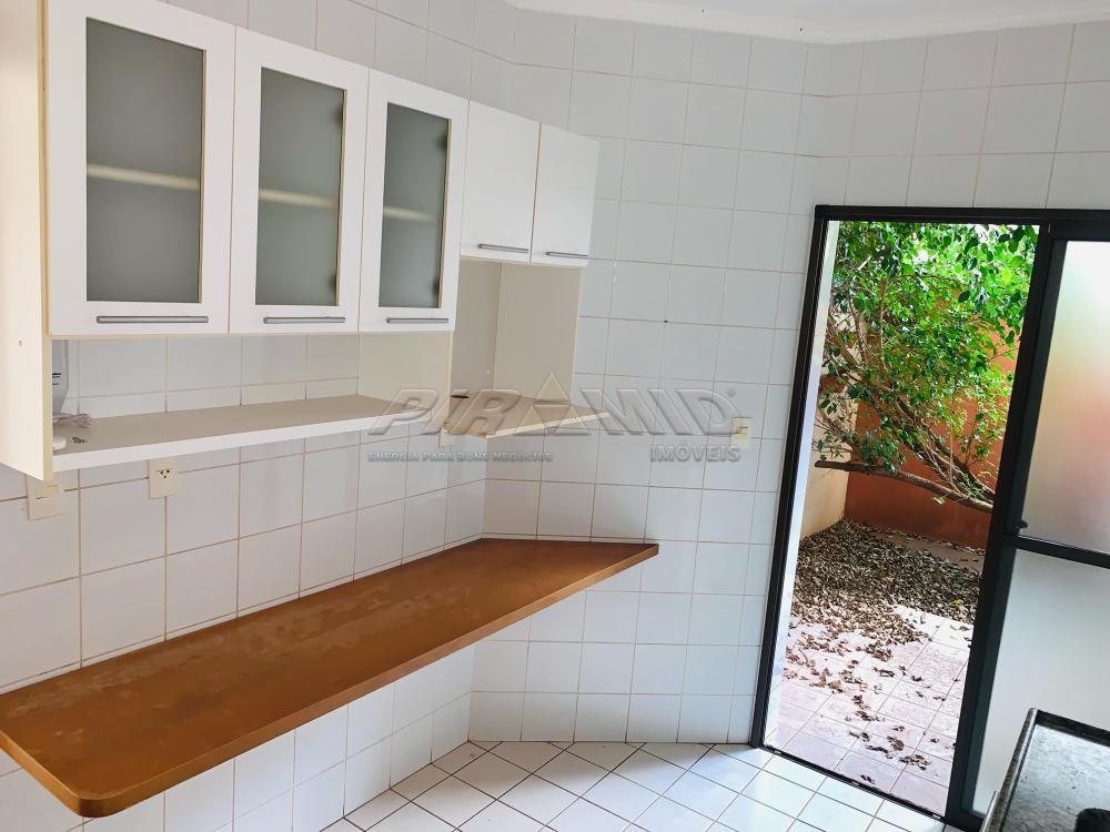 Alugar Apartamento / Padr&atilde;o em Ribeir&atilde;o Preto R$ 1.300,00 - Foto 15