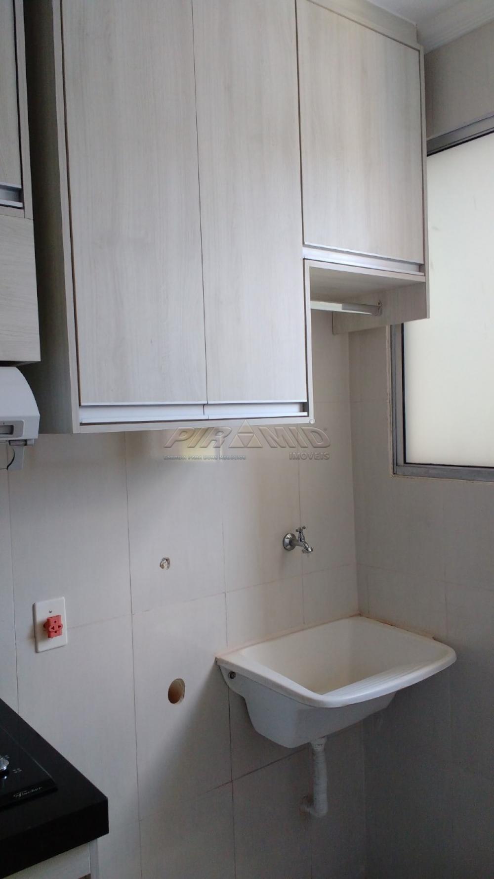 Alugar Apartamento / Padr&atilde;o em Ribeir&atilde;o Preto R$ 1.100,00 - Foto 14