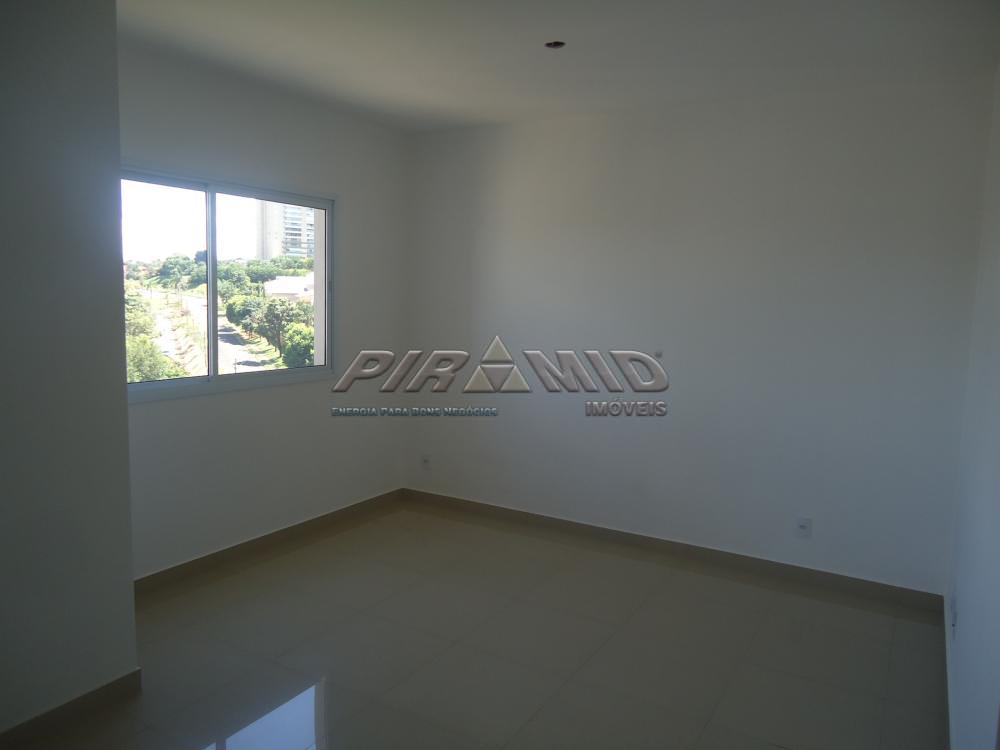 Alugar Apartamento / Padr&atilde;o em Ribeir&atilde;o Preto R$ 2.500,00 - Foto 1