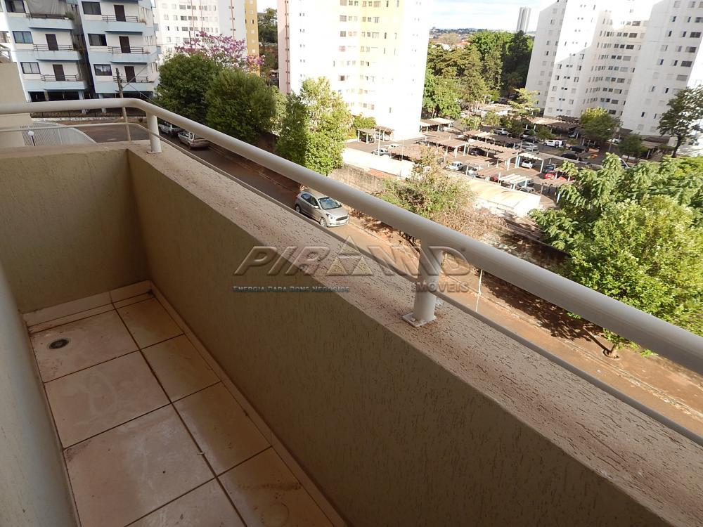 Alugar Apartamento / Padr&atilde;o em Ribeir&atilde;o Preto R$ 950,00 - Foto 2