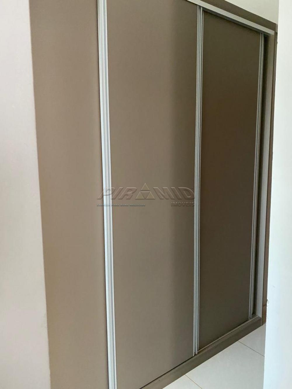 Alugar Apartamento / Padr&atilde;o em Ribeir&atilde;o Preto R$ 2.700,00 - Foto 13