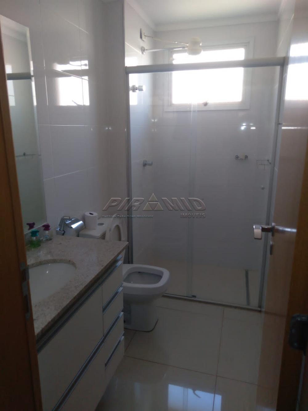 Alugar Apartamento / Padr&atilde;o em Ribeir&atilde;o Preto R$ 1.500,00 - Foto 4
