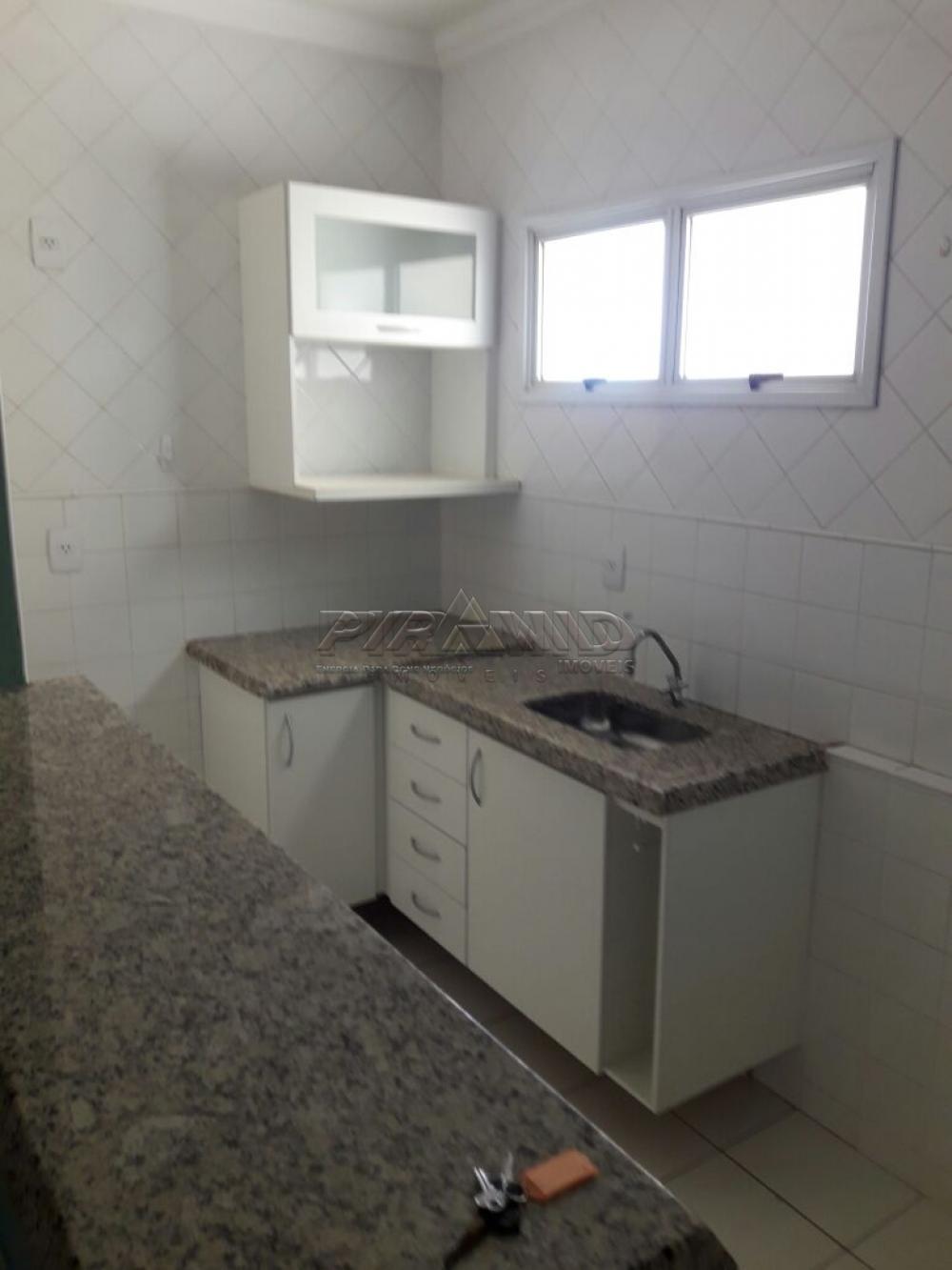 Alugar Apartamento / Padr&atilde;o em Ribeir&atilde;o Preto R$ 1.700,00 - Foto 5