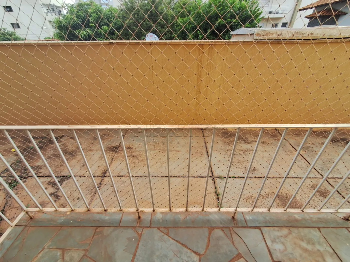 Alugar Apartamento / Padr&atilde;o em Ribeir&atilde;o Preto R$ 1.300,00 - Foto 3