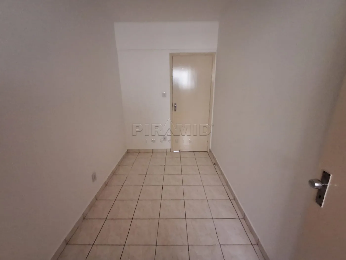 Alugar Apartamento / Padr&atilde;o em Ribeir&atilde;o Preto R$ 1.300,00 - Foto 9