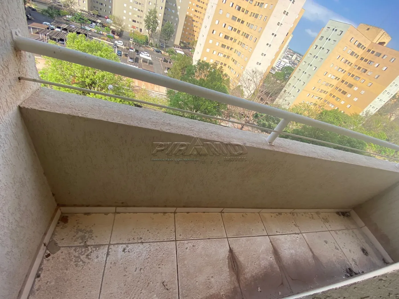 Alugar Apartamento / Padr&atilde;o em Ribeir&atilde;o Preto R$ 1.400,00 - Foto 5