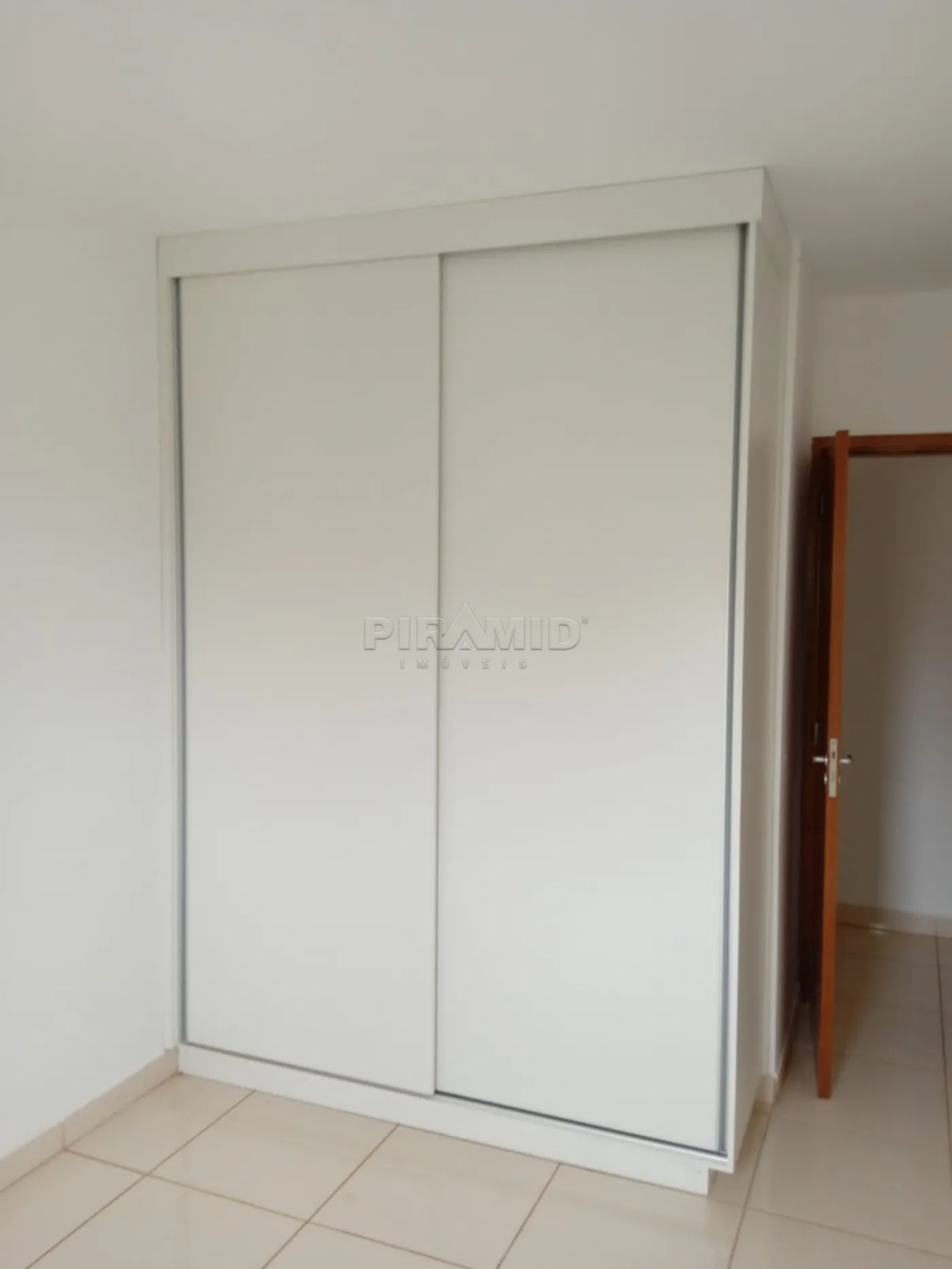 Alugar Apartamento / Padr&atilde;o em Ribeir&atilde;o Preto R$ 1.400,00 - Foto 9