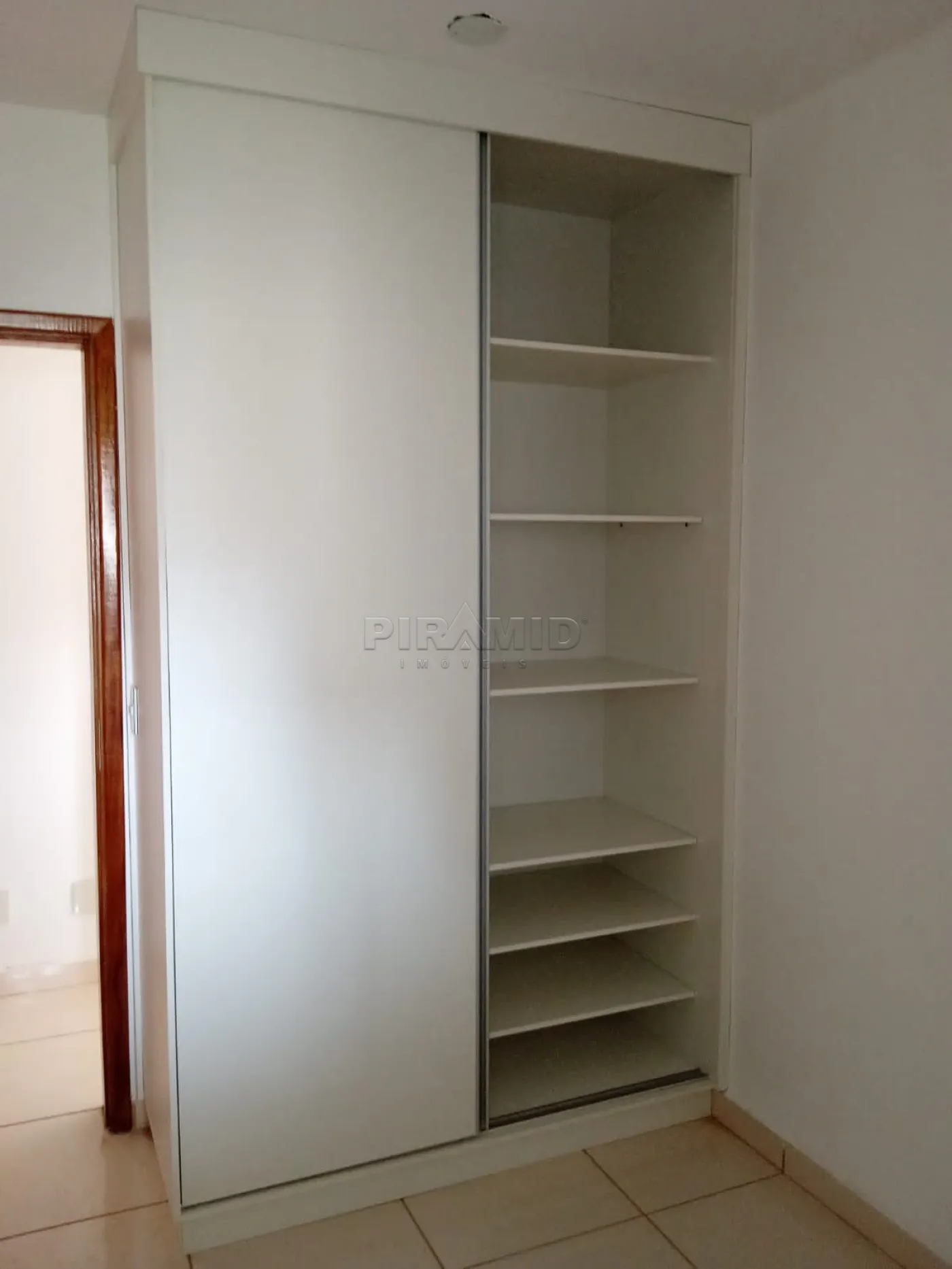 Alugar Apartamento / Padr&atilde;o em Ribeir&atilde;o Preto R$ 1.400,00 - Foto 13