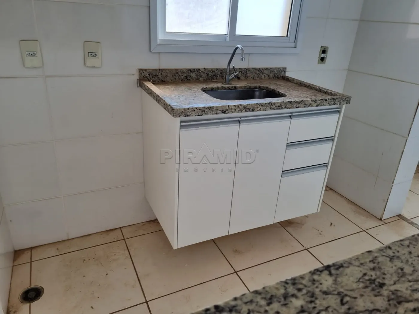 Alugar Apartamento / Padr&atilde;o em Ribeir&atilde;o Preto R$ 1.400,00 - Foto 15