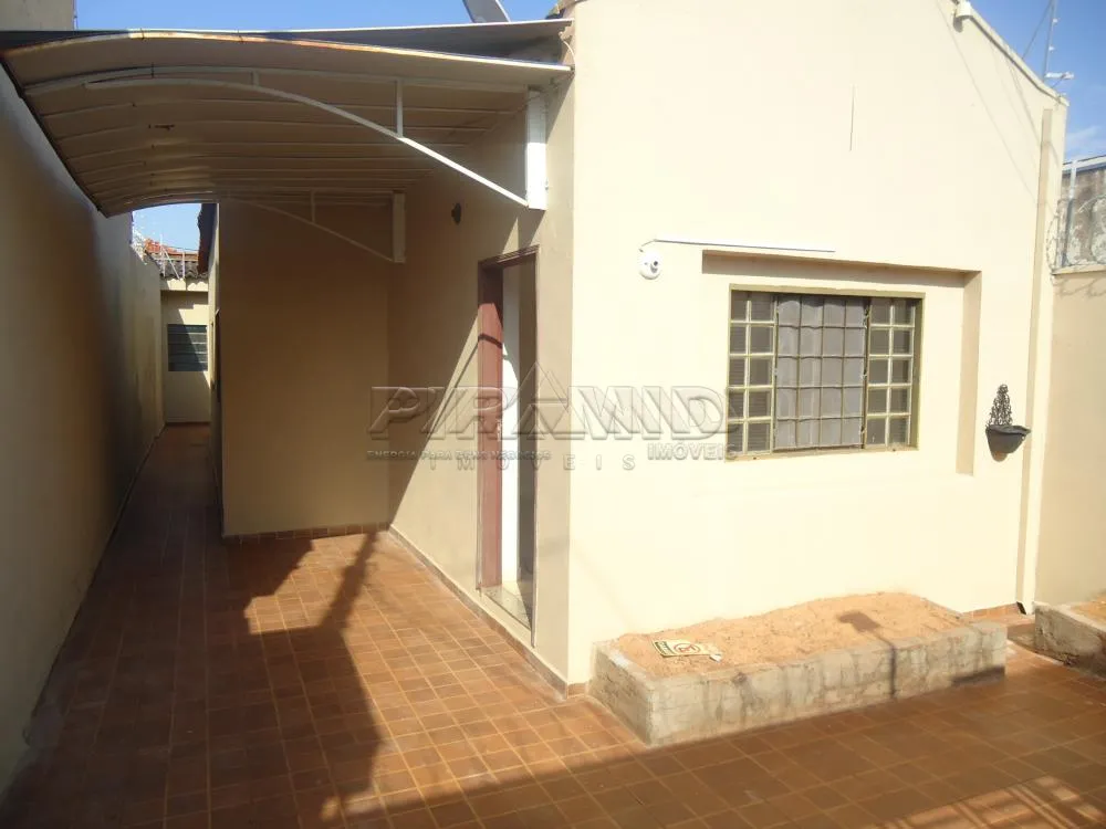 Alugar Casa / Padr&atilde;o em Ribeir&atilde;o Preto R$ 1.100,00 - Foto 1