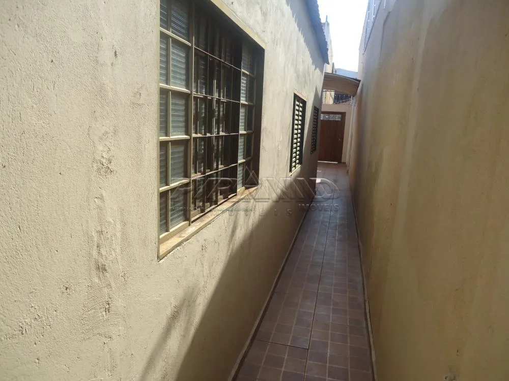 Alugar Casa / Padr&atilde;o em Ribeir&atilde;o Preto R$ 1.100,00 - Foto 12