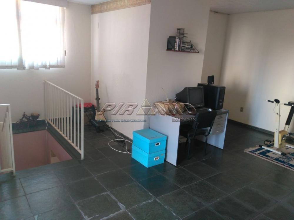 Alugar Apartamento / Cobertura em Ribeir&atilde;o Preto R$ 1.300,00 - Foto 4