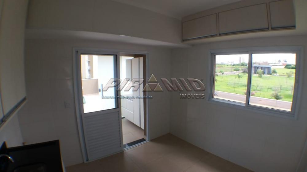Alugar Apartamento / Padr&atilde;o em Ribeir&atilde;o Preto R$ 1.900,00 - Foto 13