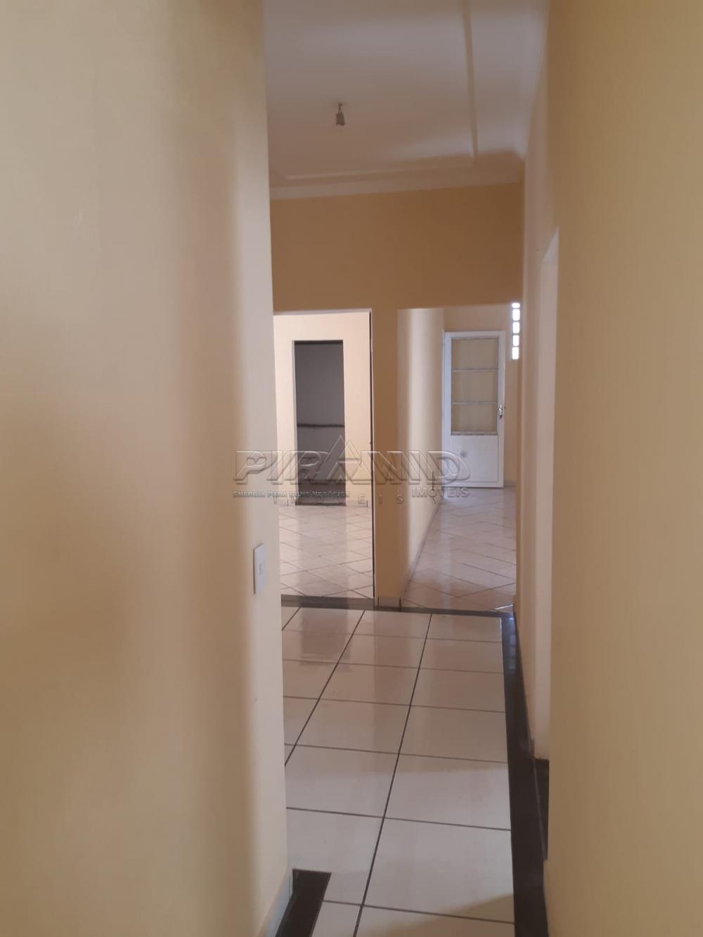 Alugar Casa / Padr&atilde;o em Ribeir&atilde;o Preto R$ 1.350,00 - Foto 3