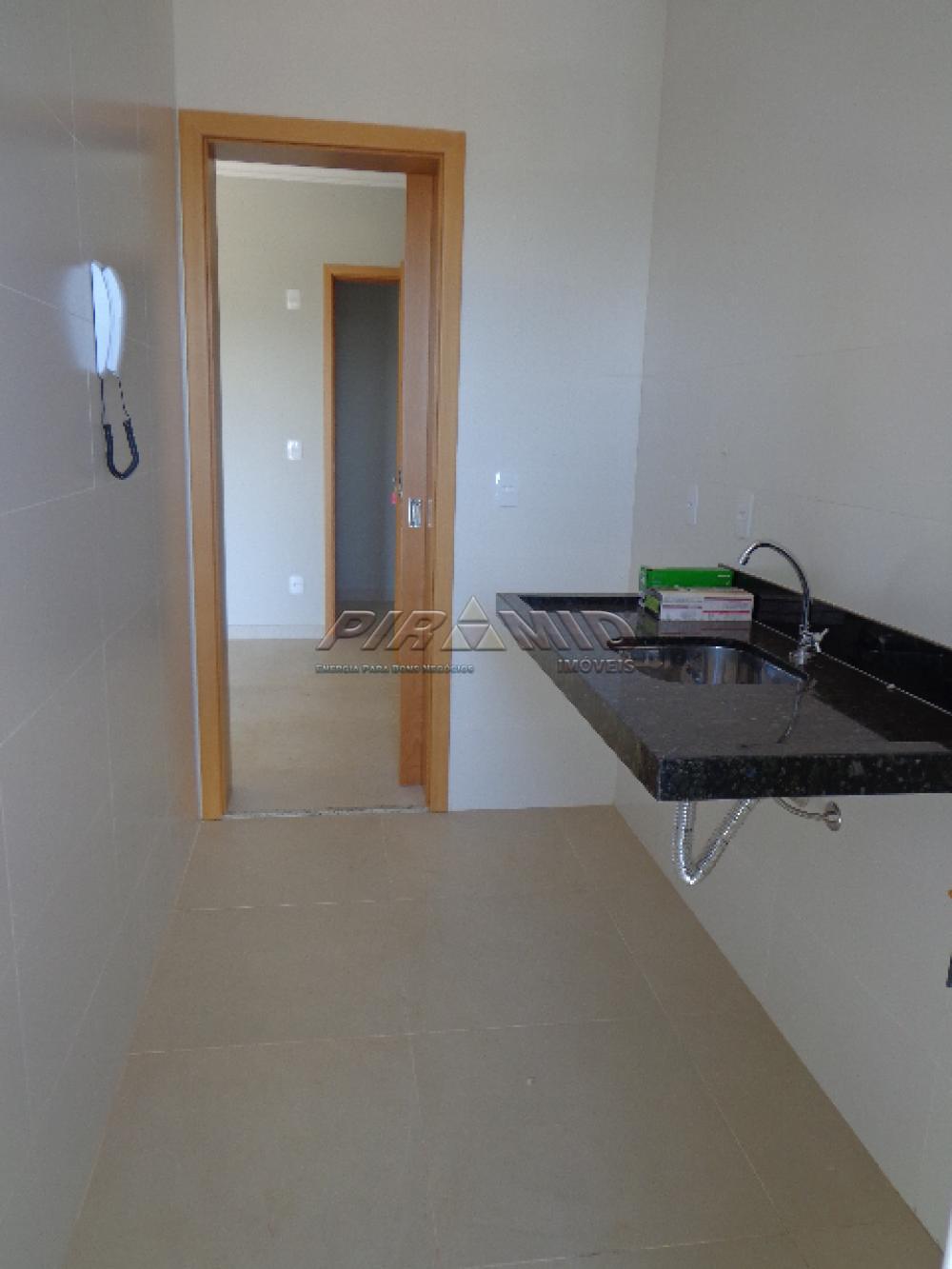 Alugar Apartamento / Padr&atilde;o em Ribeir&atilde;o Preto R$ 2.000,00 - Foto 12