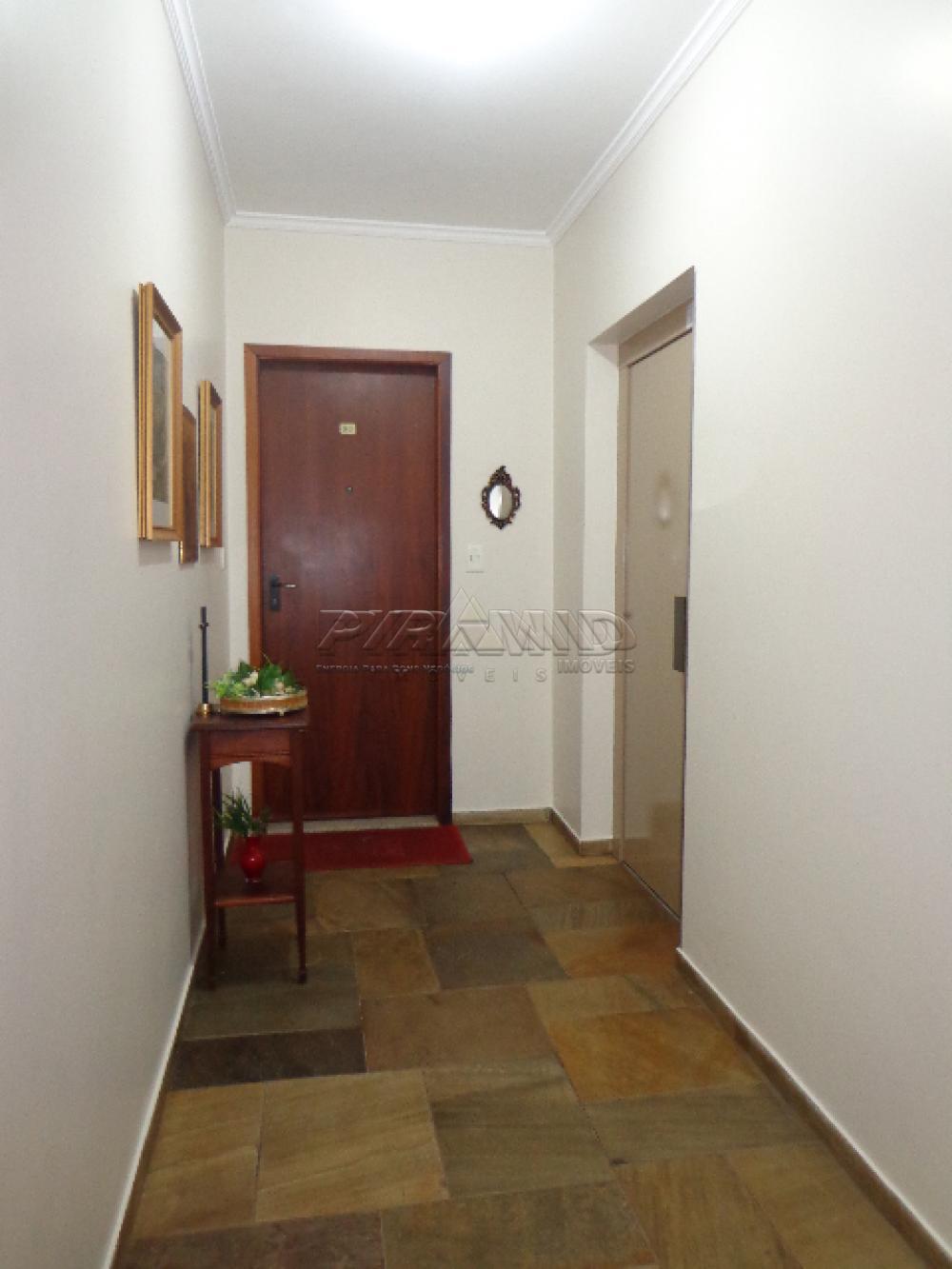Alugar Apartamento / Padr&atilde;o em Ribeir&atilde;o Preto R$ 1.850,00 - Foto 2