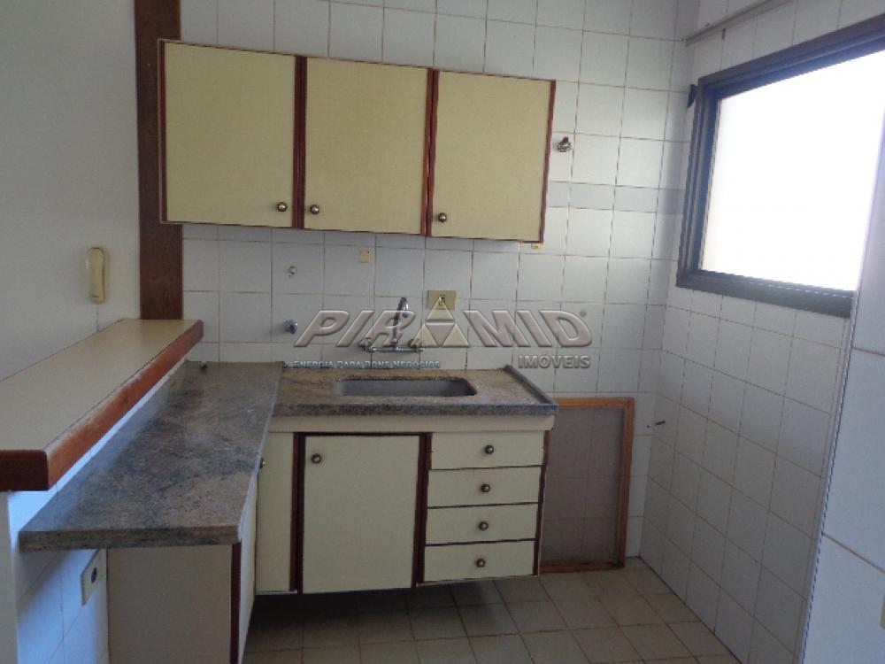 Alugar Apartamento / Padr&atilde;o em Ribeir&atilde;o Preto R$ 1.100,00 - Foto 10
