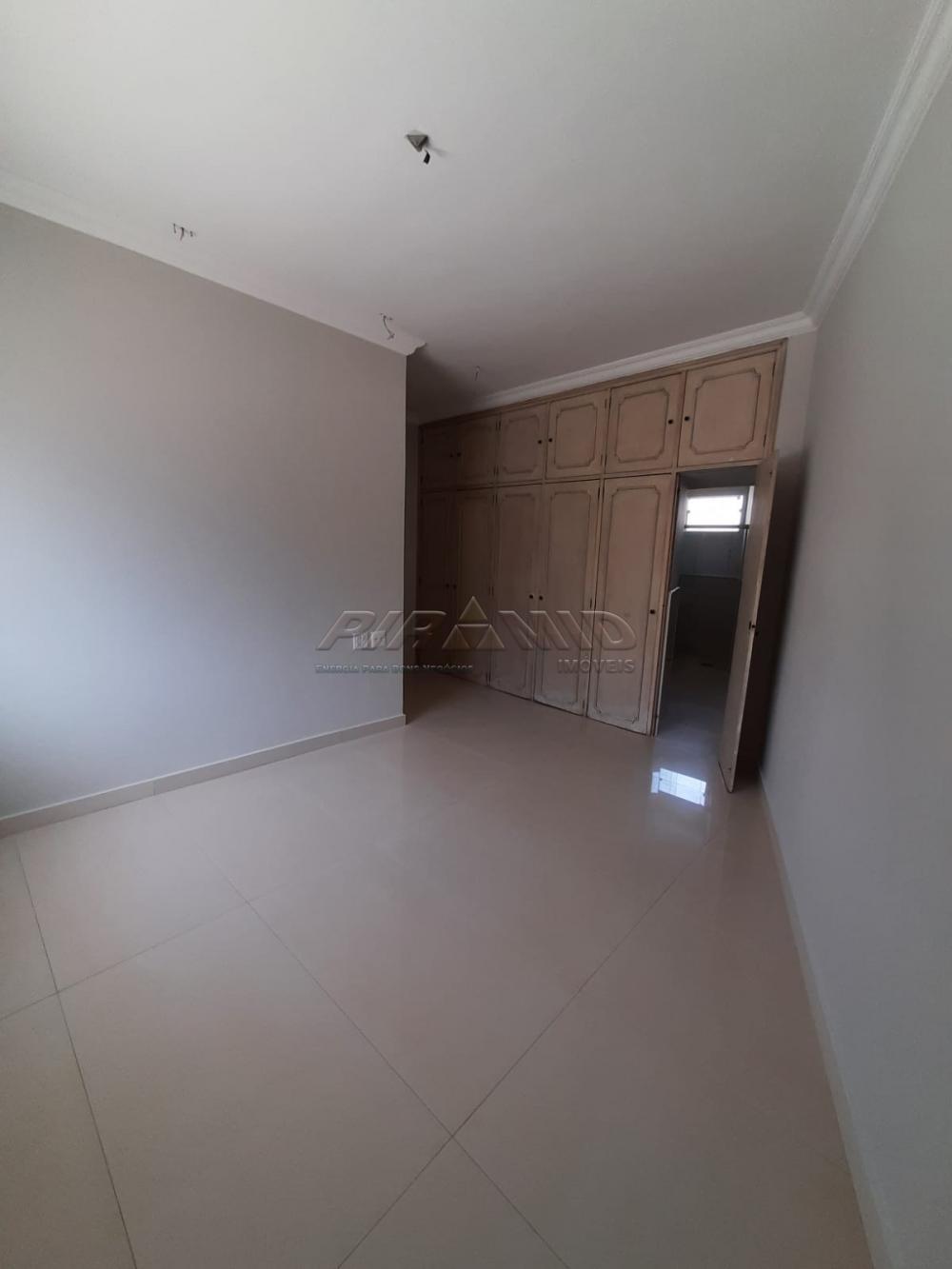 Alugar Casa / Padr&atilde;o em Ribeir&atilde;o Preto R$ 4.500,00 - Foto 16