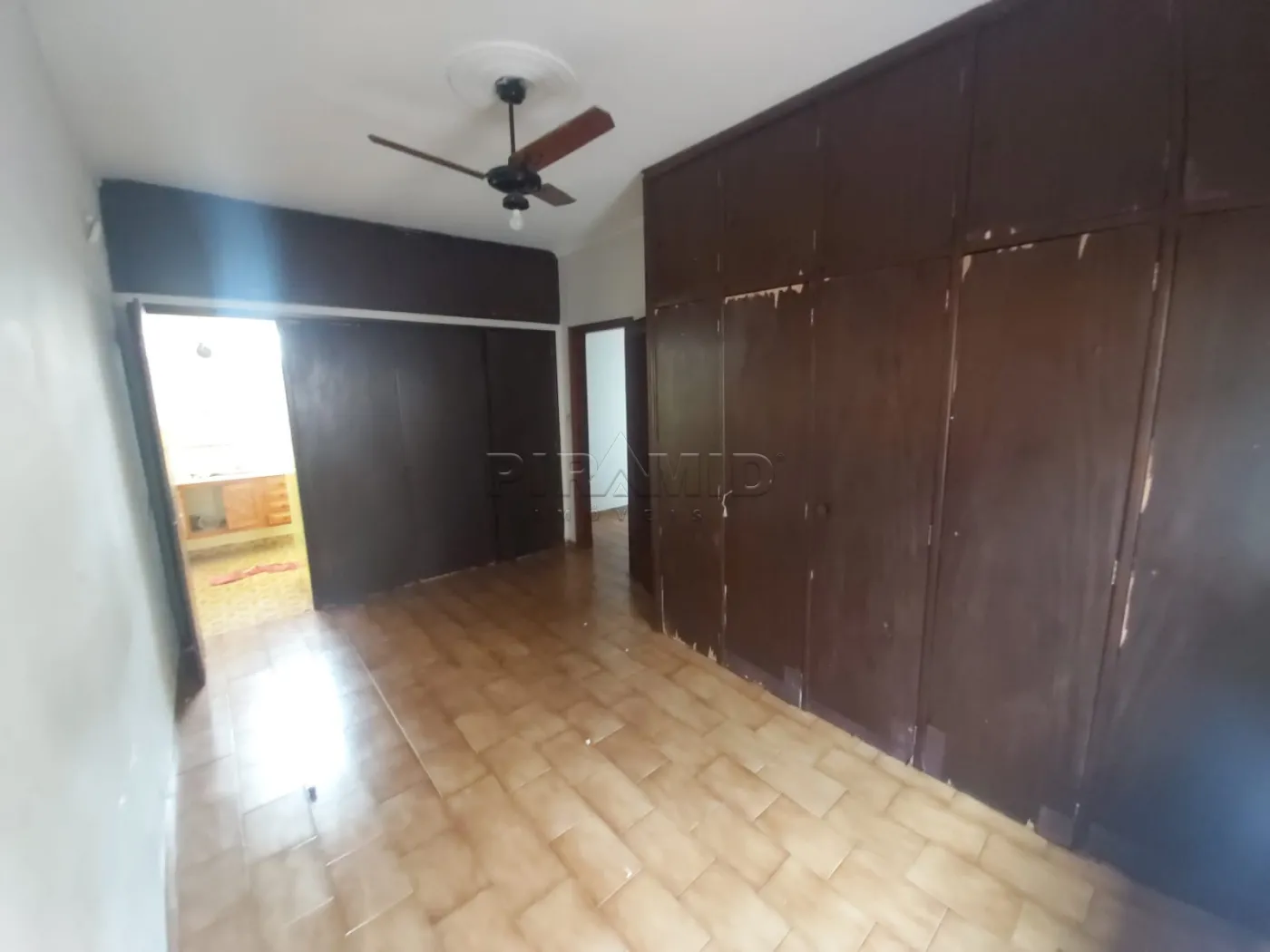 Alugar Casa / Padr&atilde;o em Ribeir&atilde;o Preto R$ 2.200,00 - Foto 9