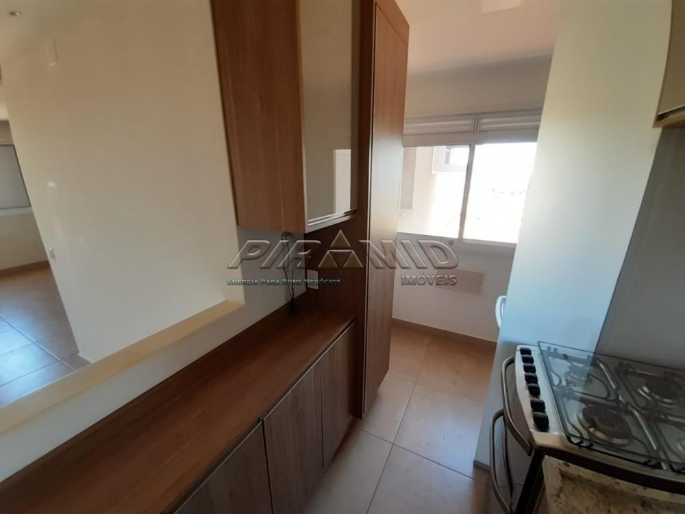 Alugar Apartamento / Padr&atilde;o em Ribeir&atilde;o Preto R$ 2.100,00 - Foto 17