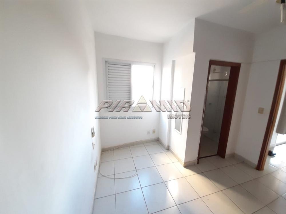 Alugar Apartamento / Padr&atilde;o em Ribeir&atilde;o Preto R$ 1.800,00 - Foto 6