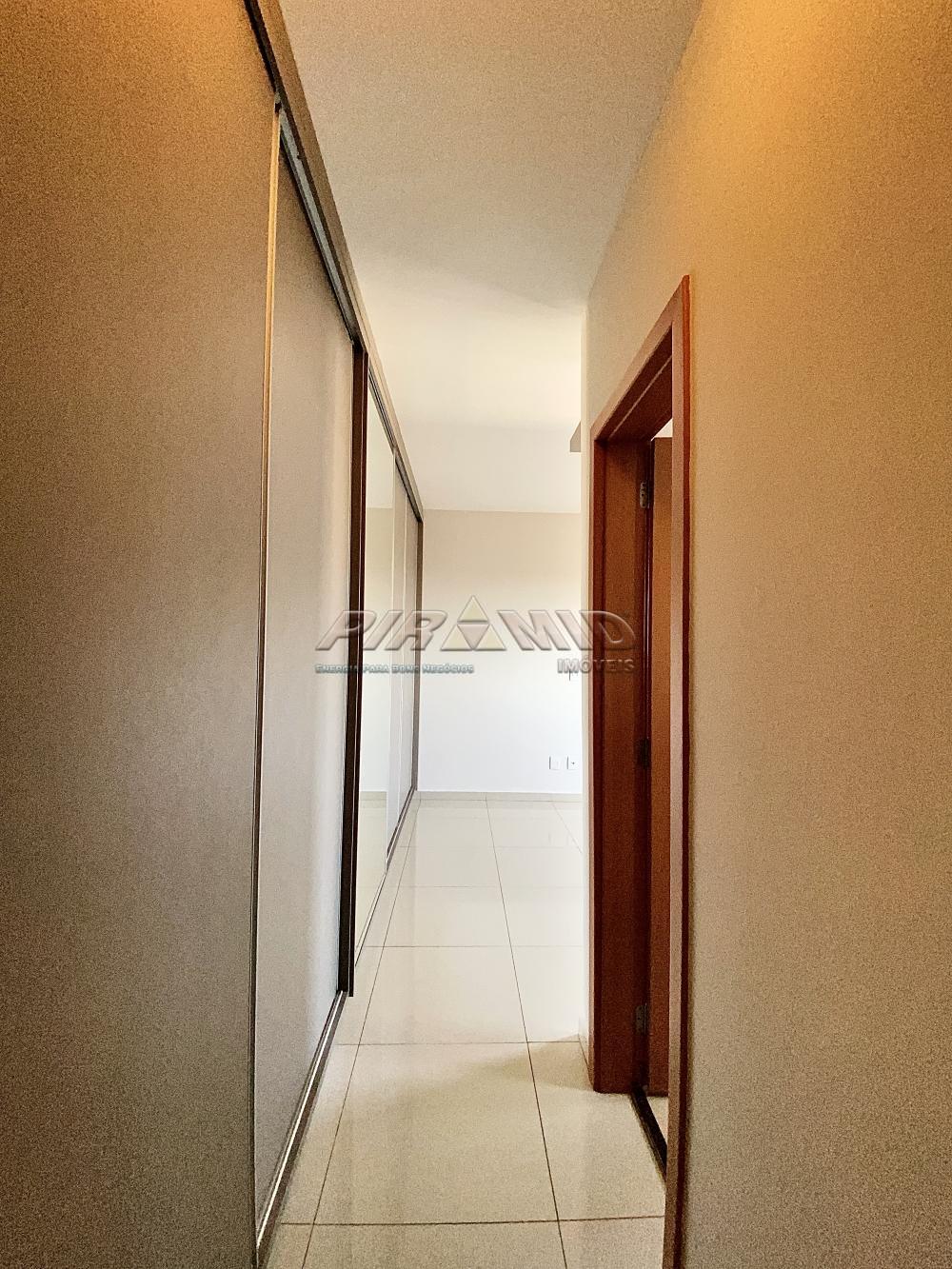 Alugar Apartamento / Padr&atilde;o em Ribeir&atilde;o Preto R$ 4.600,00 - Foto 22
