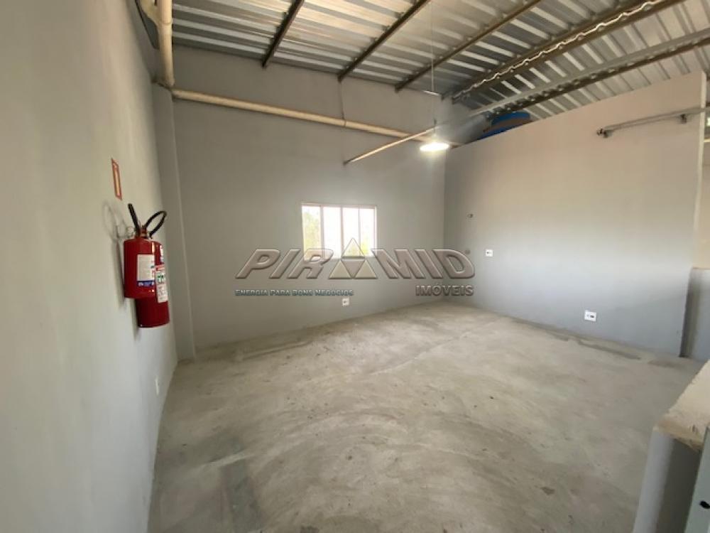 Alugar Comercial / Sal&atilde;o em Ribeir&atilde;o Preto R$ 4.000,00 - Foto 3