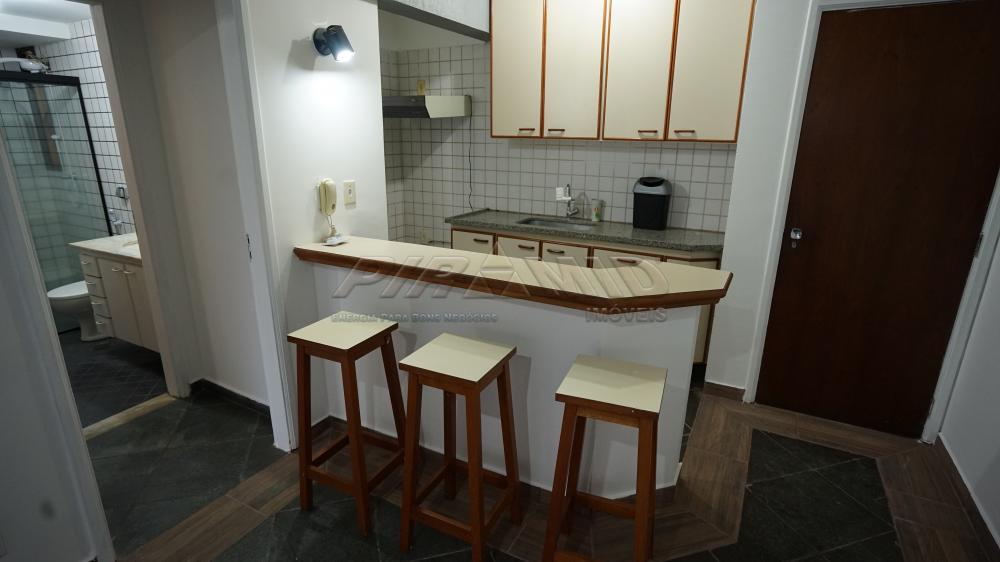 Alugar Apartamento / Padr&atilde;o em Ribeir&atilde;o Preto R$ 1.200,00 - Foto 3
