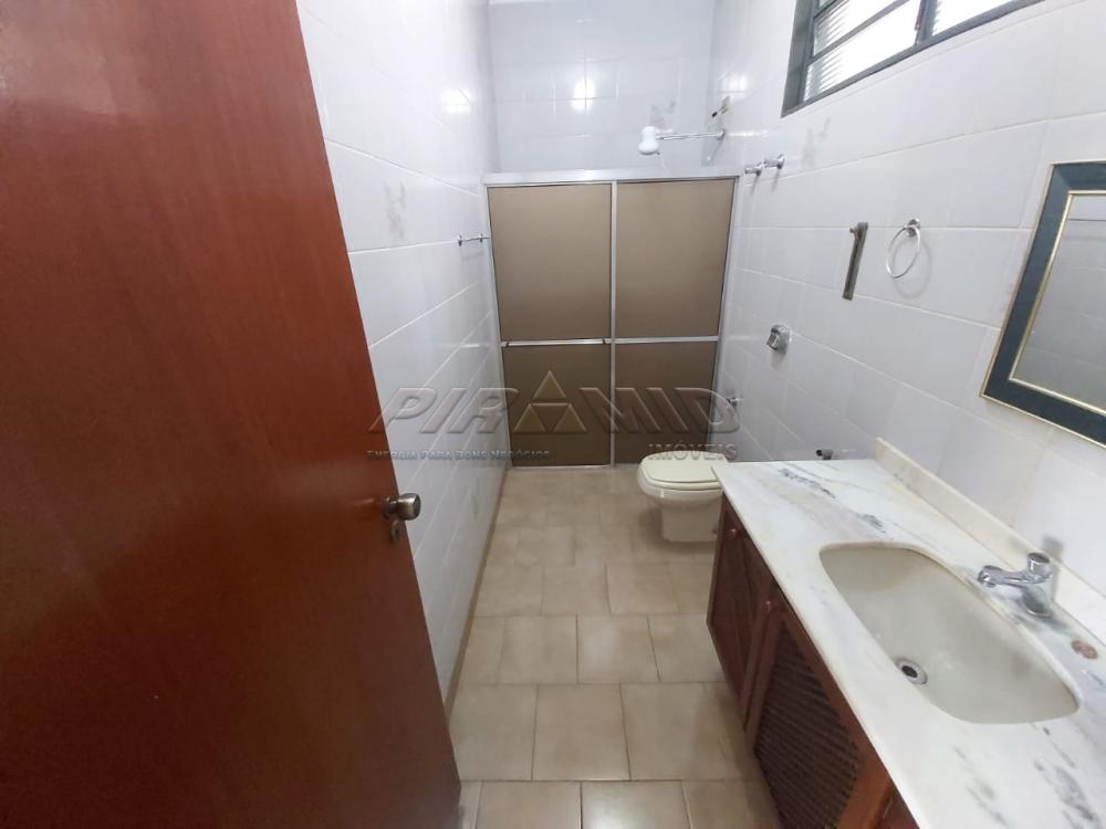 Alugar Apartamento / Padr&atilde;o em Ribeir&atilde;o Preto R$ 2.000,00 - Foto 4