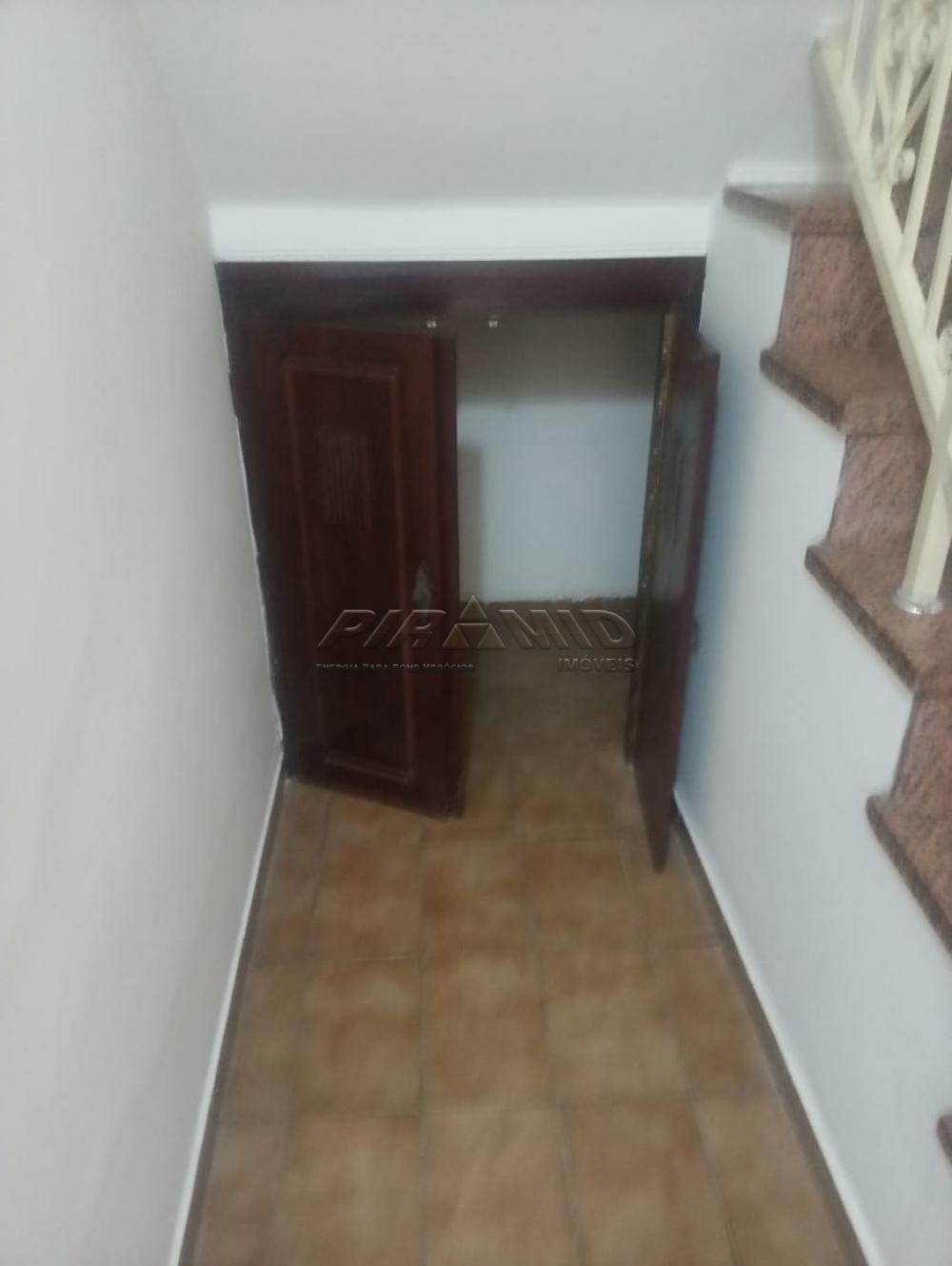 Alugar Casa / Padr&atilde;o em Ribeir&atilde;o Preto R$ 2.000,00 - Foto 4
