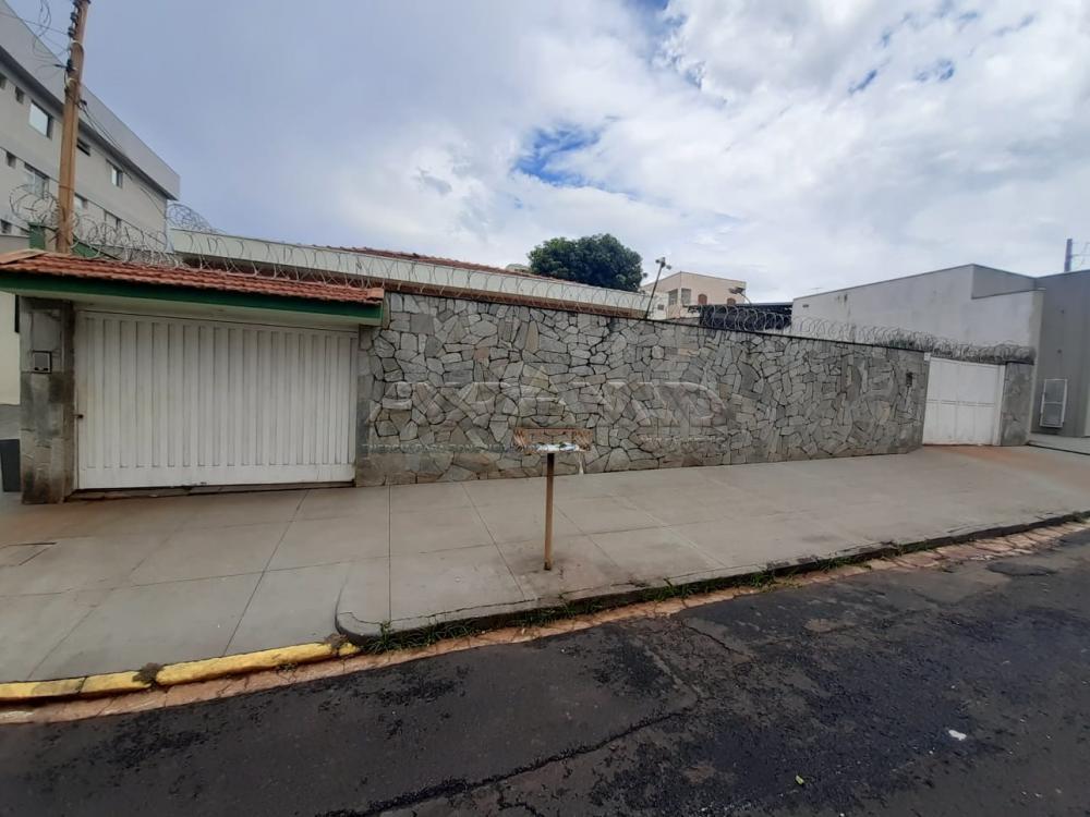 Alugar Casa / Padr&atilde;o em Ribeir&atilde;o Preto R$ 4.000,00 - Foto 1