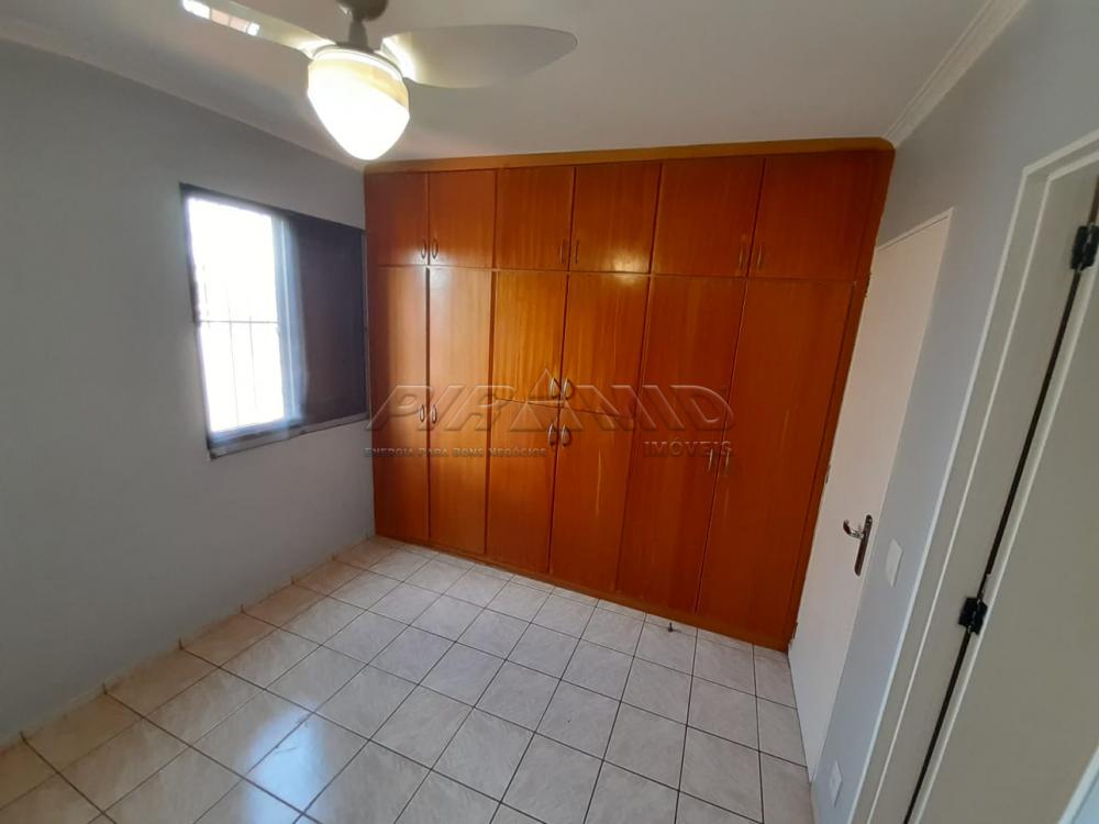Alugar Apartamento / Padr&atilde;o em Ribeir&atilde;o Preto R$ 1.600,00 - Foto 12