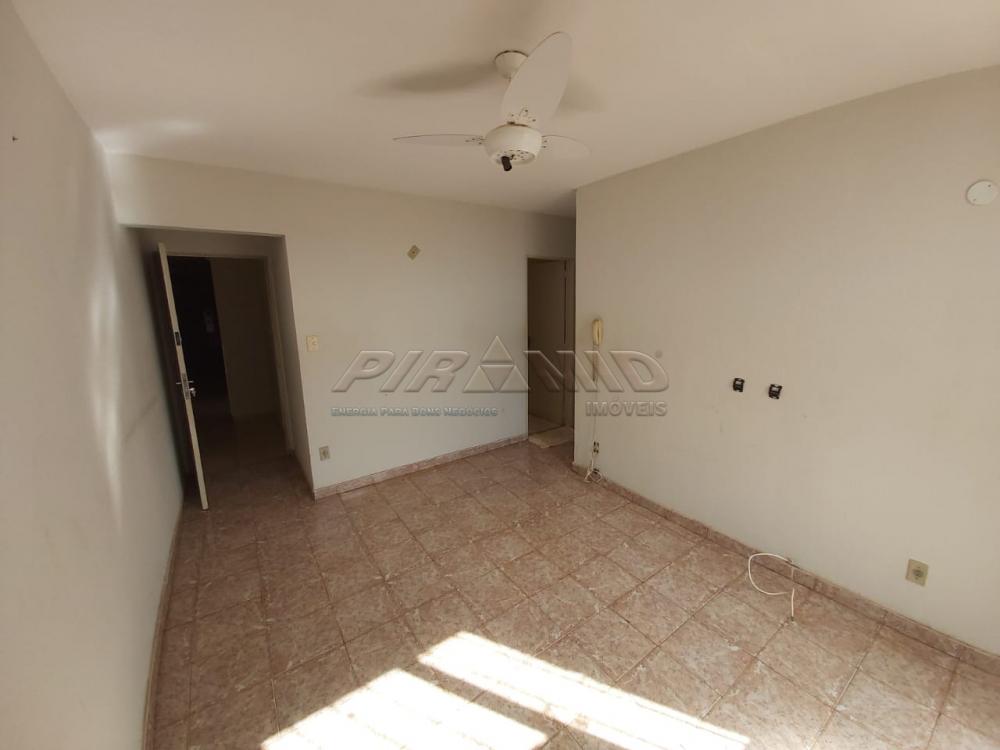 Alugar Apartamento / Padr&atilde;o em Ribeir&atilde;o Preto R$ 700,00 - Foto 3