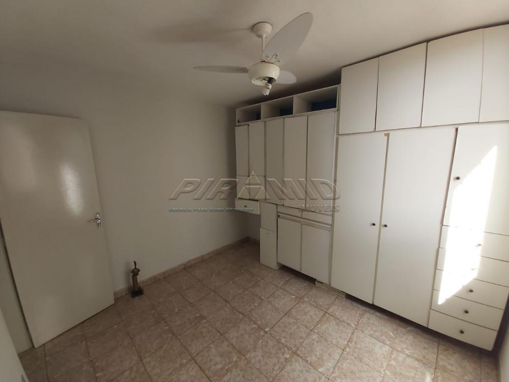 Alugar Apartamento / Padr&atilde;o em Ribeir&atilde;o Preto R$ 700,00 - Foto 10