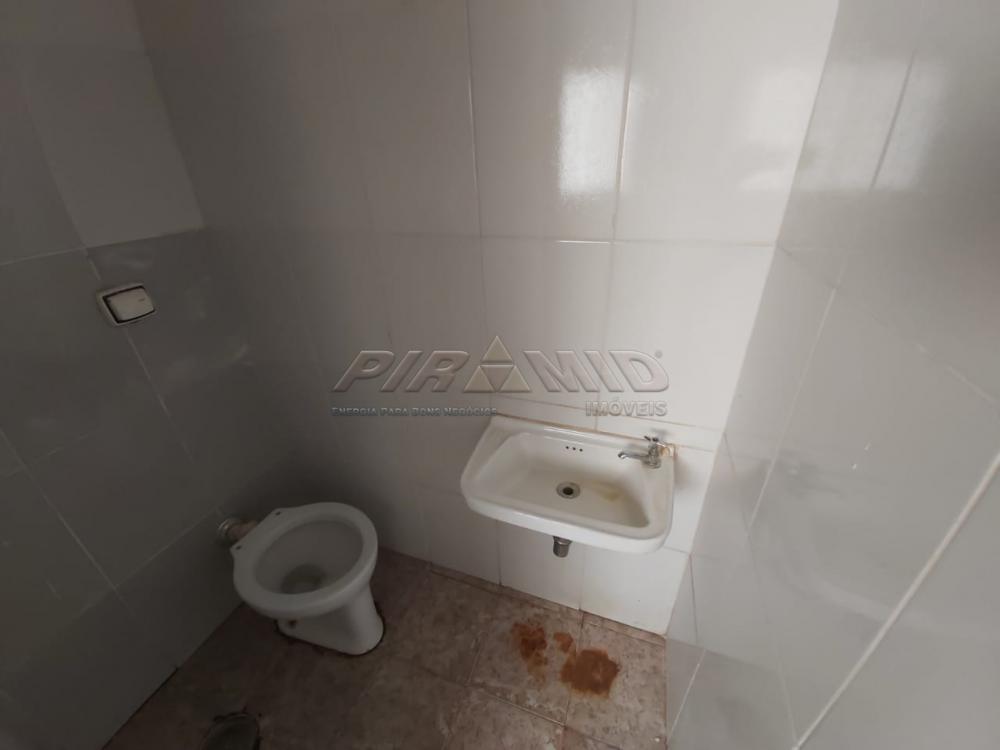 Alugar Apartamento / Padr&atilde;o em Ribeir&atilde;o Preto R$ 700,00 - Foto 11
