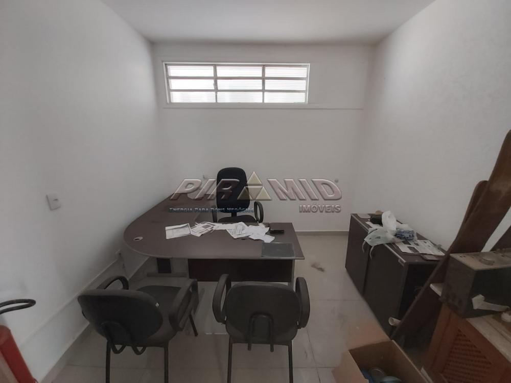 Alugar Casa / Padr&atilde;o em Ribeir&atilde;o Preto R$ 3.200,00 - Foto 4