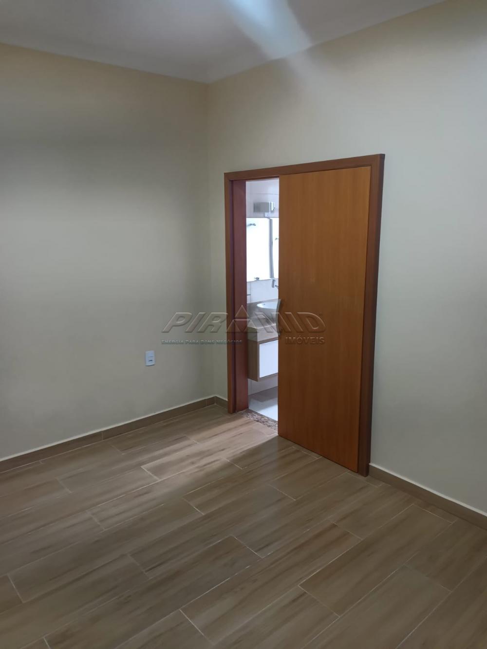 Alugar Casa / Padr&atilde;o em Ribeir&atilde;o Preto R$ 1.450,00 - Foto 4